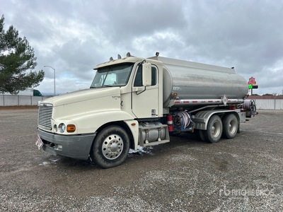 2001 Freightliner C120 4708 gal 6x4 Fuel Truck