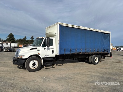 2008 International 4300 4x2 Curtain Side Truck