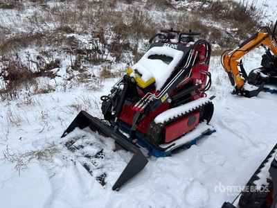 2025 SDLOOL SL380C Mini Compact Track Loader (Unused)