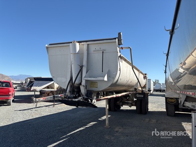 2005 Reliance 2EDSSF-28 27 ft T/A End Dump Trailer