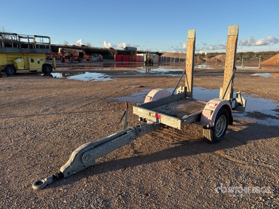 2016 Hubiere Remorque 1 Essieu S/A Remolque Portamaquinaria