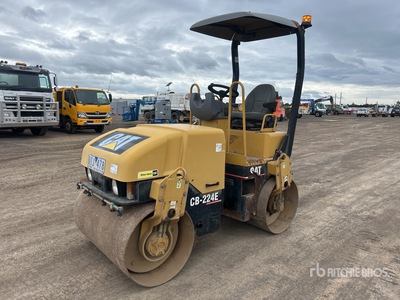 Cat CB224E Double Drum Roller