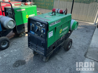 2017 Miller Bobcat 250 NTLP 250 A Multi-Process Soldadora motorizada