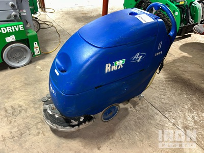 2011 Clarke Focus II L20 Walk-Behind Electric Floor Scrubber