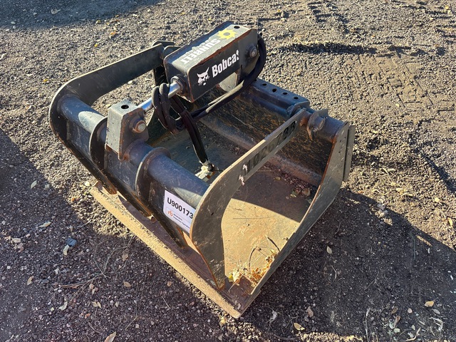 2017 Bobcat 7135737 36 in Skid Steer Bucket