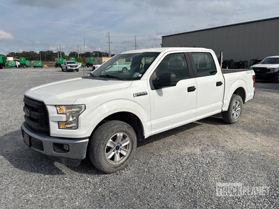 2016 Ford F-150 XL 4x2 Crew Cab بيك اب