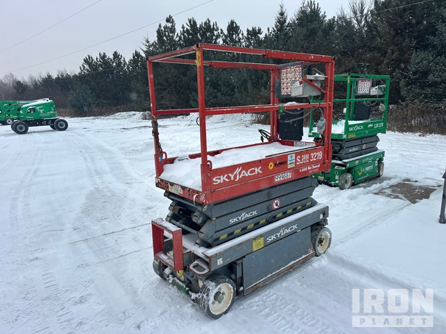 ELEVADOR TIJERA 2015 SKYJACK 3219