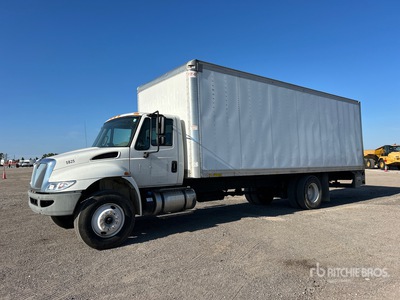 2017 International 4300 4x2 Van Truck