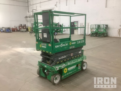 2015 Skyjack SJIII-3219 Electric Scissor Lift
