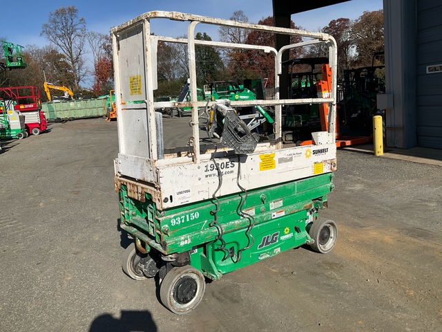 2016 JLG 1930