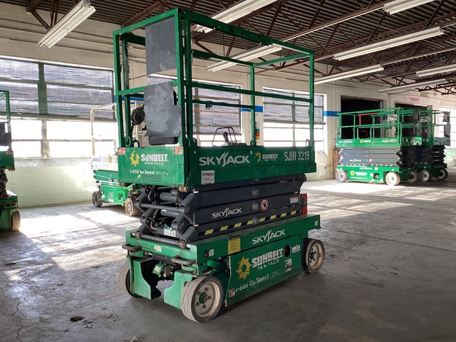 2016 Skyjack SJIII-3219 Electric Scissor Lift