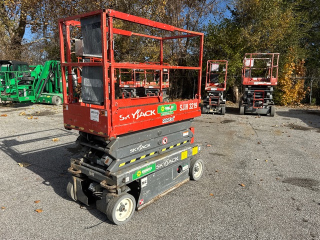 2015 Skyjack SJIII-3219 Electric Scissor Lift