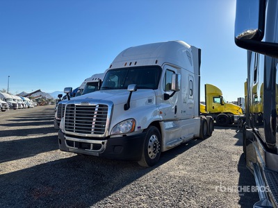 2018 Freightliner Cascadia 125 6x4 Tracteur Routier Couchette