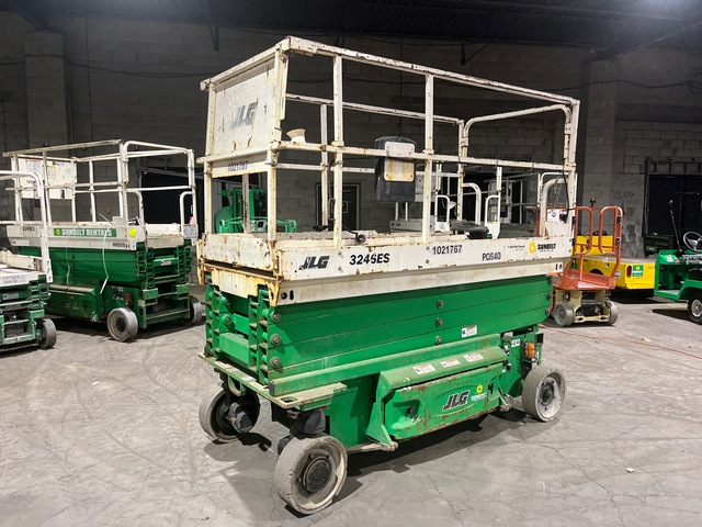 2017 JLG 3246ES Electric Scissor Lift 2017 JLG 3246ES Electric Scissor Lift