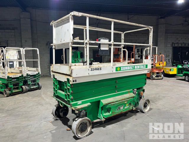 ELEVADOR TIJERA 2017 JLG 3246ES