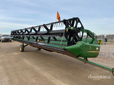 John Deere 936D 36 ft Draper Combine Header