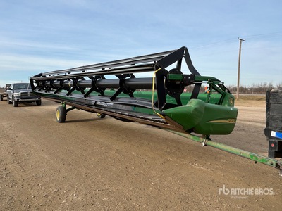 John Deere 936D 36 ft Draper Combine Header
