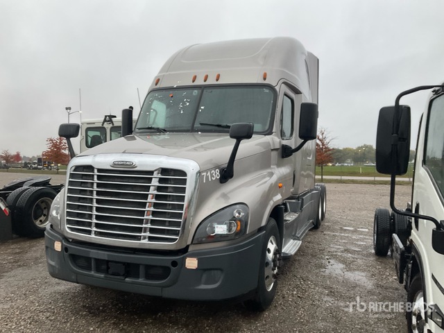 3AKJGLDR0HSHF0949 Freightliner Cascadia 125 Photo 1