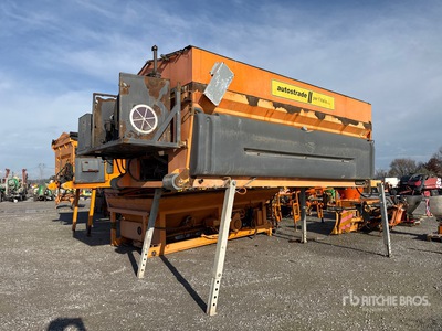 2008 Giletta UP4000D Salt Spreader