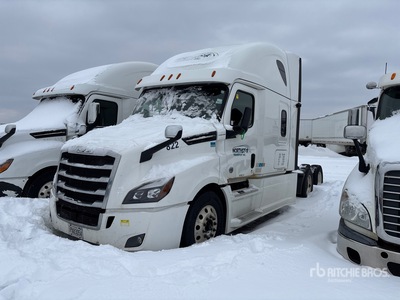 2020 Freightliner Cascadia 126 6x4 T/A Sleeper Truck Tractor (Inoperable)