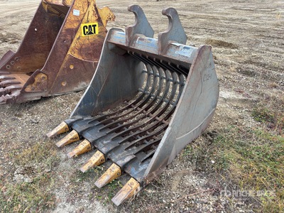 50 in Skeleton Excavator Bucket - Fits Cat 320