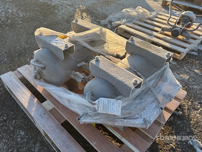 Quantity of (2) 8 Port Air Manifolds