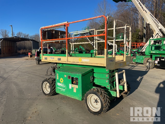 ELEVADOR TIJERA 2015 JLG 260MRT