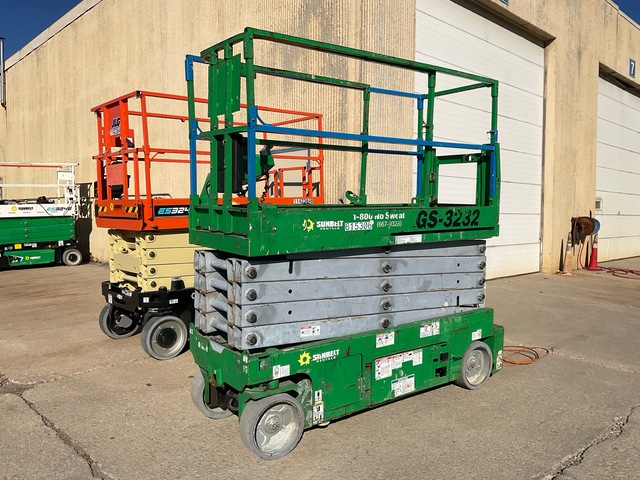 2014 Genie GS3232 Electric Scissor Lift