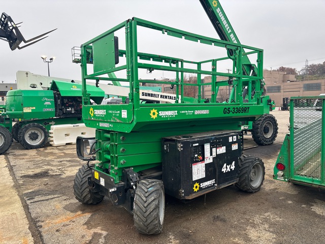 2019 Genie GS-3369RT 4x4 Dual Fuel Scissor Lift (Inoperable)