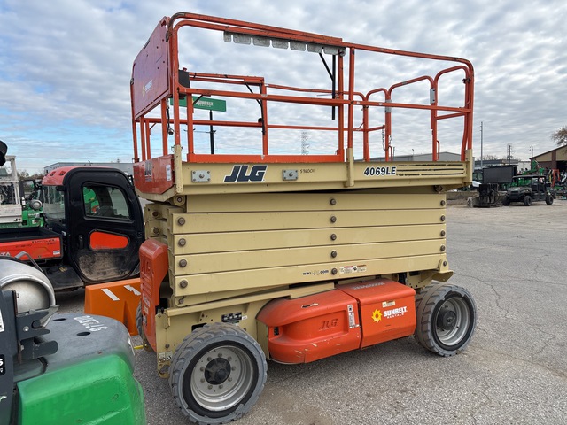 2009 JLG 4069LE Electric Scissor Lift (Inoperable)