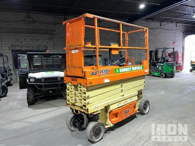 2016 JLG 2632ES Electric Scissor Lift