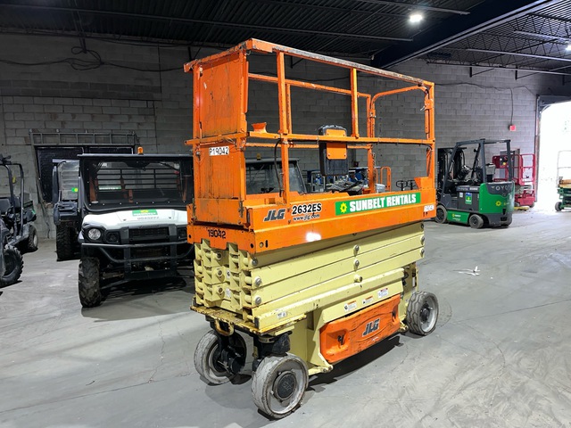 2016 JLG 2632ES Electric Scissor Lift 2016 JLG 2632ES Electric Scissor Lift