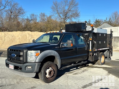 2011 Ford F-550 XL 4x2 Crew Cab Pritsche-Lkw