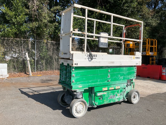 2016 JLG 2632ES Electric Scissor Lift 2016 JLG 2632ES Electric Scissor Lift