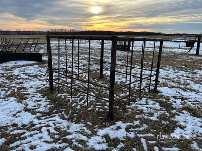 7 ft x 7 ft Square Viehfutterautomat
