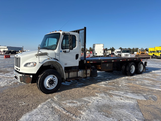 2016 Freightliner M2 106 6x4 Flatbed Truck 2016 Freightliner M2 106 6x4 Flatbed Truck