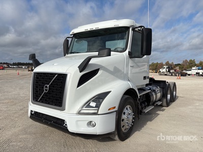 2019 Volvo VNR 6x4 T/A Day Cab Truck Tractor