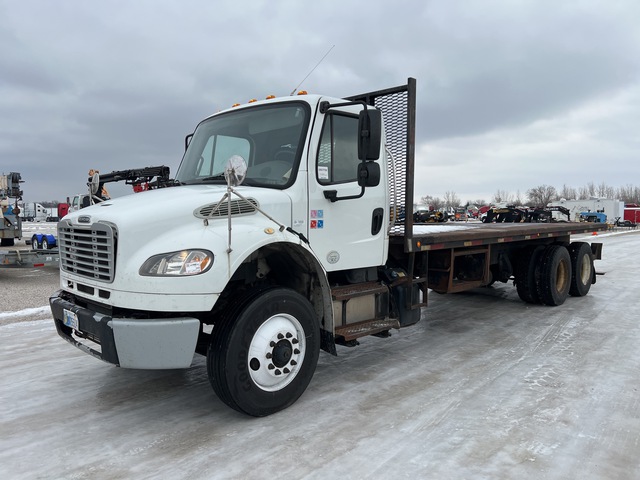 2015 Freightliner M2 106 6x4 6x4 Flatbed Truck 2015 Freightliner M2 106 6x4 6x4 Flatbed Truck