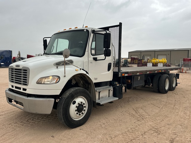 2015 Freightliner M2 106 6x4 Flatbed Truck