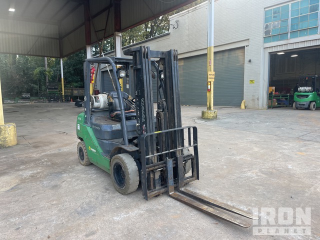 MONTACARGAS 2016 TOYOTA 8FGU25