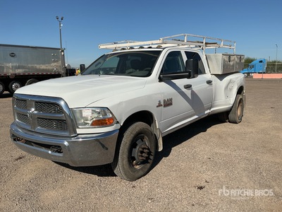 2014 Ram 3500 4x2 Crew Cab ピックアップ