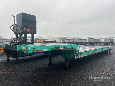 2004 Landoll 48 ft T/A Hydraulic Tail Trailer