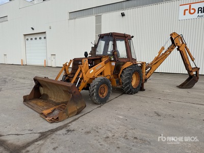 Case 580G 4x4 Chargeuse Pelleteuse Backhoe Loader (Inoperable)