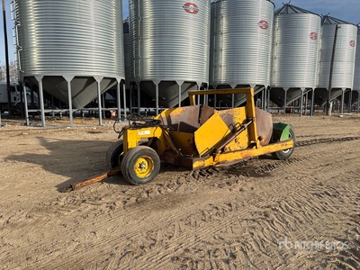 Industries LTD 4 Tire Hydraulic Pull Scraper