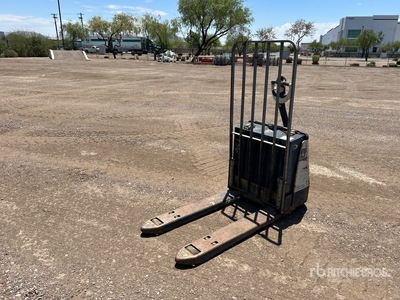 2007 Crown WP2335-45 4500 lb Electric Pallet Jack