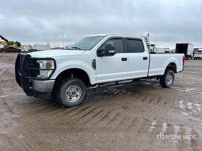 2018 Ford F-250 XL 4x4 Crew Cab Pickup