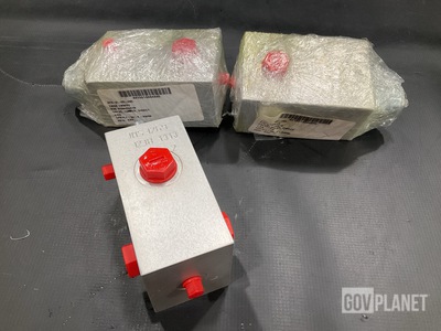 (3) Kalmar 9208420016 Directional Control Linear Valves