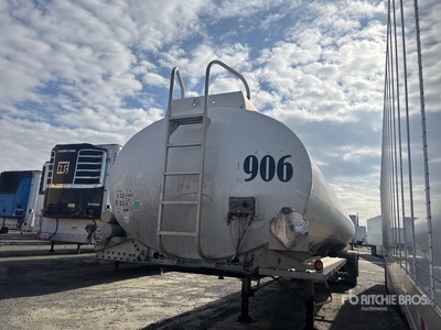 2017 Heil 9700 gal T/A Tanker Trailer