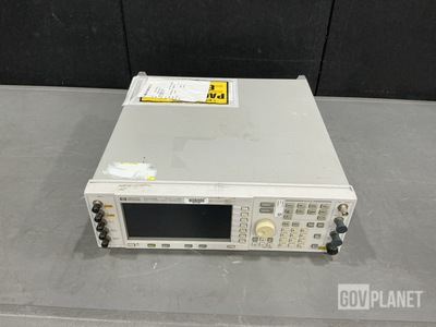 HP E4432B ESG-D Series Signal Generator