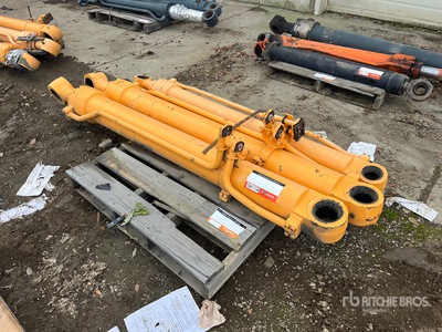 Quantity of (3) Hydraulic Zylinder